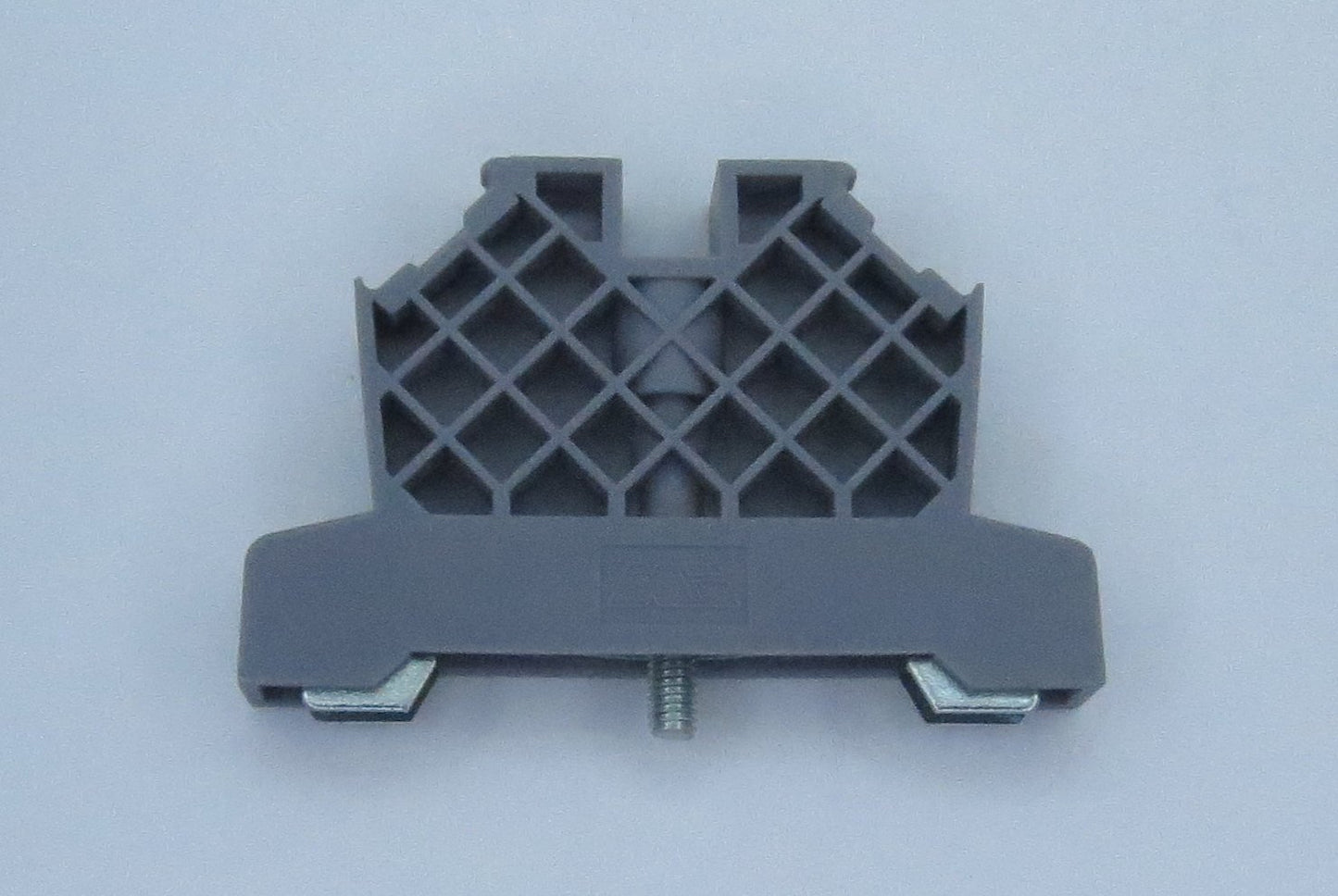 DINnector end bracket, screw-down style, 9mm wide.