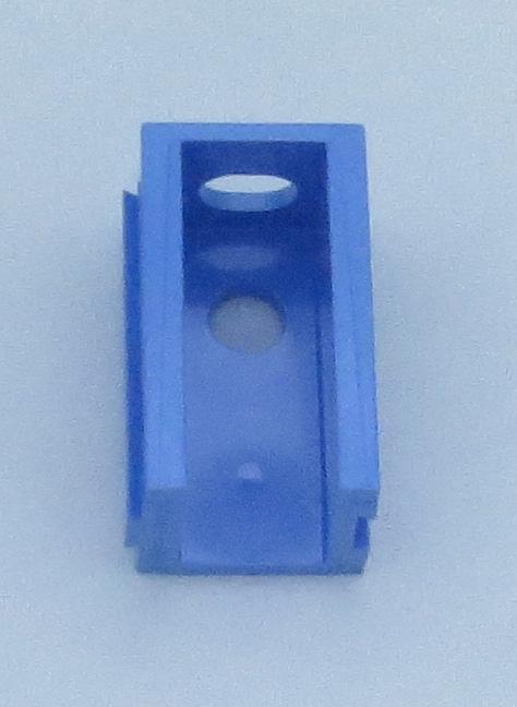 PP75, mounting wing, oval hole, blue